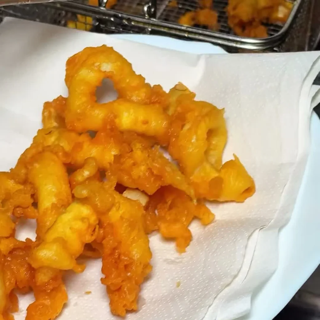 Foto de Croquetas y patatas bravas